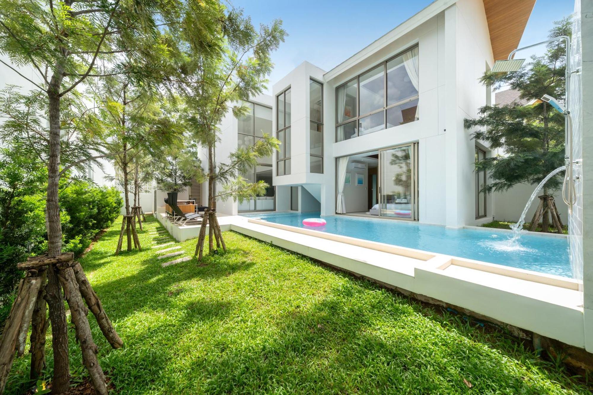 Sofia Villa *